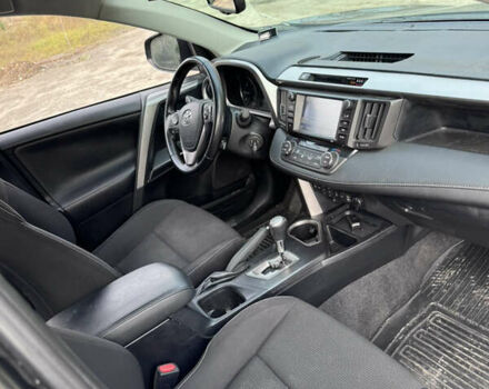 Тойота РАВ 4 2016 в Киеве на Automoto.ua Черный Тойота РАВ 4, объемом двигателя 2.2 л и пробегом 165 тыс. км за 12500 $, фото 10 на Automoto.ua