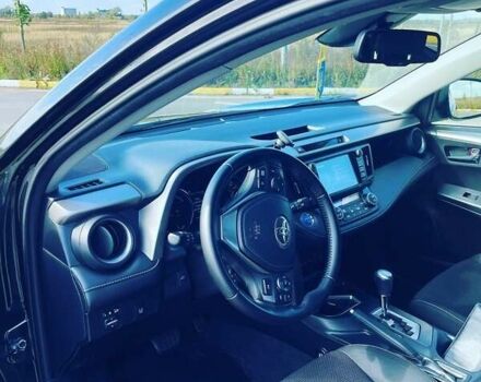 Черный Тойота РАВ 4, объемом двигателя 2.5 л и пробегом 122 тыс. км за 26000 $, фото 8 на Automoto.ua