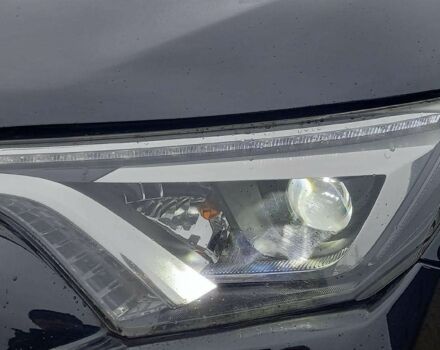 Черный Тойота РАВ 4, объемом двигателя 2 л и пробегом 128 тыс. км за 9100 $, фото 8 на Automoto.ua