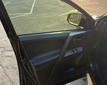 Черный Тойота РАВ 4, объемом двигателя 2.49 л и пробегом 99 тыс. км за 23000 $, фото 11 на Automoto.ua