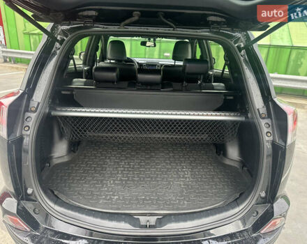 Тойота РАВ 4 2017 в Киеве на Automoto.ua Черный Тойота РАВ 4, объемом двигателя 2.23 л и пробегом 207 тыс. км за 18000 $, фото 22 на Automoto.ua