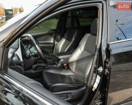 Тойота РАВ 4 2017 в Днепре (Днепропетровске) на Automoto.ua Черный Тойота РАВ 4, объемом двигателя 2.23 л и пробегом 94 тыс. км за 24300 $, фото 10 на Automoto.ua
