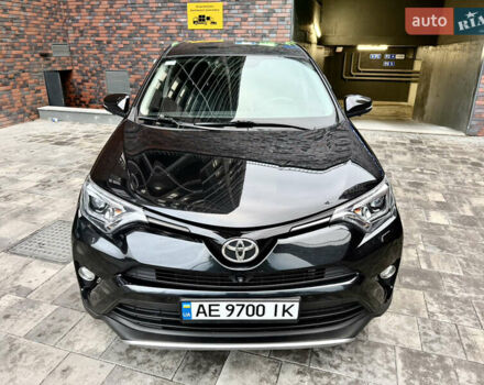 Тойота РАВ 4 2017 в Днепре (Днепропетровске) на Automoto.ua Черный Тойота РАВ 4, объемом двигателя 2.23 л и пробегом 240 тыс. км за 18700 $, фото 18 на Automoto.ua