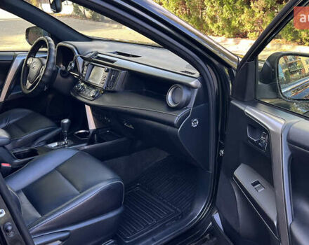 Черный Тойота РАВ 4, объемом двигателя 2.5 л и пробегом 190 тыс. км за 19900 $, фото 14 на Automoto.ua