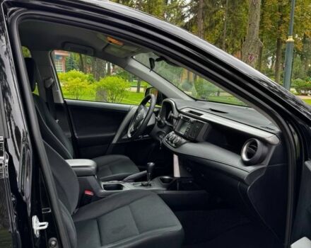 Черный Тойота РАВ 4, объемом двигателя 2.5 л и пробегом 92 тыс. км за 18000 $, фото 7 на Automoto.ua