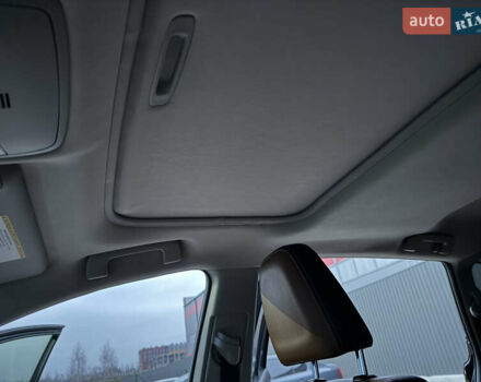 Чорний Тойота РАВ 4, об'ємом двигуна 2.49 л та пробігом 108 тис. км за 24900 $, фото 12 на Automoto.ua