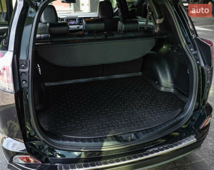 Черный Тойота РАВ 4, объемом двигателя 2.23 л и пробегом 97 тыс. км за 23775 $, фото 34 на Automoto.ua