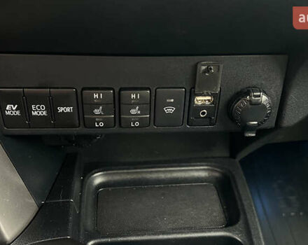 Черный Тойота РАВ 4, объемом двигателя 2.5 л и пробегом 190 тыс. км за 19900 $, фото 34 на Automoto.ua