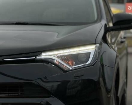 Черный Тойота РАВ 4, объемом двигателя 2.49 л и пробегом 43 тыс. км за 27999 $, фото 41 на Automoto.ua