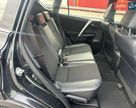 Тойота РАВ 4 2017 в Киеве на Automoto.ua Черный Тойота РАВ 4, объемом двигателя 2.23 л и пробегом 207 тыс. км за 18000 $, фото 25 на Automoto.ua