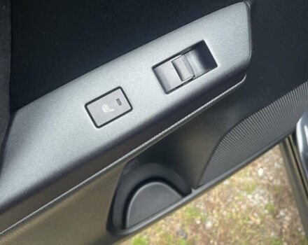 Черный Тойота РАВ 4, объемом двигателя 2.23 л и пробегом 187 тыс. км за 19100 $, фото 19 на Automoto.ua