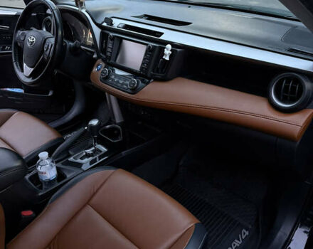 Чорний Тойота РАВ 4, об'ємом двигуна 2.49 л та пробігом 108 тис. км за 24900 $, фото 10 на Automoto.ua