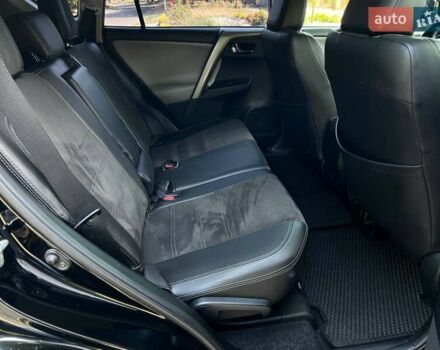 Тойота РАВ 4 2017 в Одессе на Automoto.ua Черный Тойота РАВ 4, объемом двигателя 2.5 л и пробегом 120 тыс. км за 19900 $, фото 15 на Automoto.ua