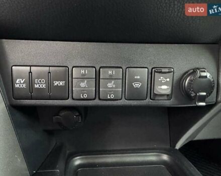 Черный Тойота РАВ 4, объемом двигателя 2.49 л и пробегом 92 тыс. км за 24500 $, фото 17 на Automoto.ua