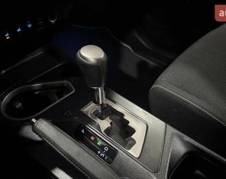 Чорний Тойота РАВ 4, об'ємом двигуна 2.49 л та пробігом 219 тис. км за 21939 $, фото 19 на Automoto.ua