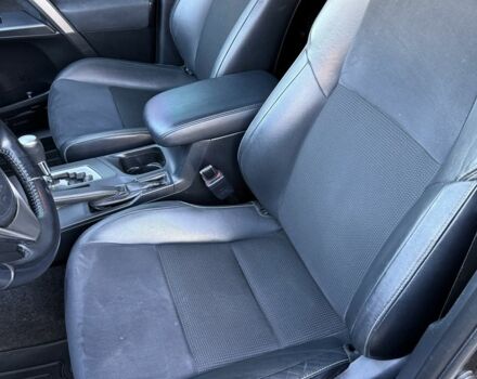 Черный Тойота РАВ 4, объемом двигателя 2.2 л и пробегом 208 тыс. км за 19800 $, фото 2 на Automoto.ua