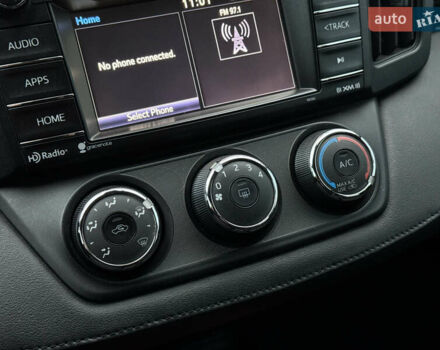 Чорний Тойота РАВ 4, об'ємом двигуна 2.49 л та пробігом 116 тис. км за 19200 $, фото 18 на Automoto.ua