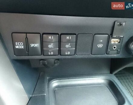 Чорний Тойота РАВ 4, об'ємом двигуна 1.99 л та пробігом 151 тис. км за 20700 $, фото 11 на Automoto.ua