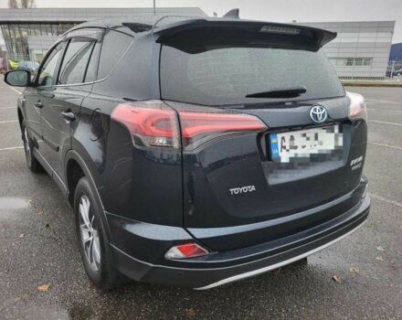 Тойота РАВ 4 2017 в Киеве на Automoto.ua Черный Тойота РАВ 4, объемом двигателя 2.5 л и пробегом 167 тыс. км за 21900 $, фото 3 на Automoto.ua