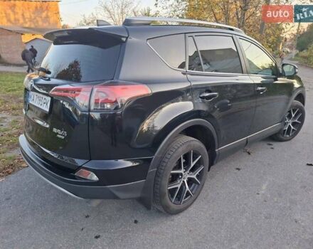 Чорний Тойота РАВ 4, об'ємом двигуна 2 л та пробігом 151 тис. км за 20700 $, фото 5 на Automoto.ua