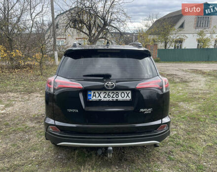 Черный Тойота РАВ 4, объемом двигателя 2.23 л и пробегом 187 тыс. км за 19100 $, фото 6 на Automoto.ua