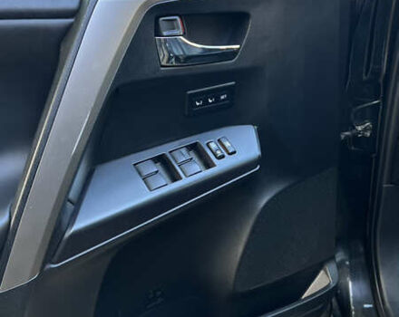 Черный Тойота РАВ 4, объемом двигателя 2.5 л и пробегом 190 тыс. км за 19900 $, фото 10 на Automoto.ua