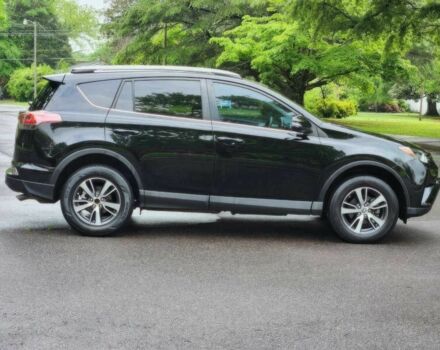 Тойота РАВ 4 2017 у Києві на Automoto.ua Чорний Тойота РАВ 4, об'ємом двигуна 2.5 л та пробігом 56 тис. км за 8500 $, фото 2 на Automoto.ua