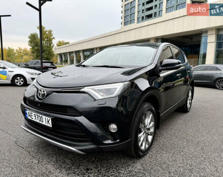 Тойота РАВ 4 2017 в Днепре (Днепропетровске) на Automoto.ua Черный Тойота РАВ 4, объемом двигателя 2.23 л и пробегом 240 тыс. км за 18700 $, фото 4 на Automoto.ua
