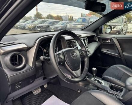 Черный Тойота РАВ 4, объемом двигателя 2.49 л и пробегом 92 тыс. км за 24500 $, фото 11 на Automoto.ua