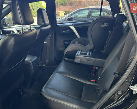 Черный Тойота РАВ 4, объемом двигателя 2.5 л и пробегом 190 тыс. км за 19900 $, фото 20 на Automoto.ua