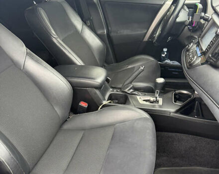 Черный Тойота РАВ 4, объемом двигателя 2.23 л и пробегом 208 тыс. км за 20800 $, фото 10 на Automoto.ua