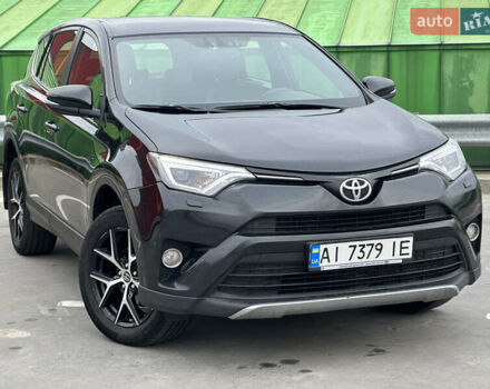 Тойота РАВ 4 2017 в Киеве на Automoto.ua Черный Тойота РАВ 4, объемом двигателя 2.23 л и пробегом 207 тыс. км за 18000 $, фото 3 на Automoto.ua