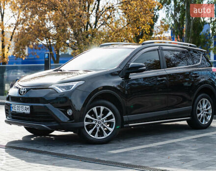 Тойота РАВ 4 2017 в Днепре (Днепропетровске) на Automoto.ua Черный Тойота РАВ 4, объемом двигателя 2.23 л и пробегом 94 тыс. км за 24300 $, фото 2 на Automoto.ua