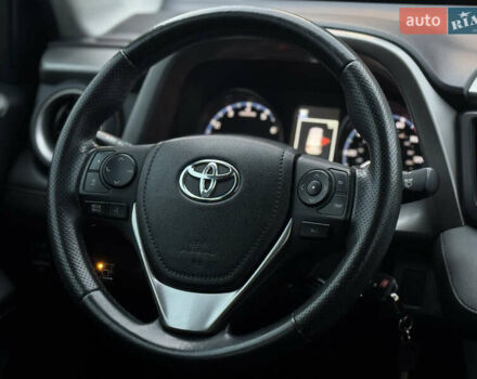 Чорний Тойота РАВ 4, об'ємом двигуна 2.49 л та пробігом 116 тис. км за 19200 $, фото 28 на Automoto.ua