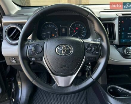 Тойота РАВ 4 2017 в Одессе на Automoto.ua Черный Тойота РАВ 4, объемом двигателя 2.5 л и пробегом 120 тыс. км за 19900 $, фото 18 на Automoto.ua