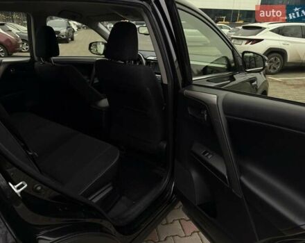 Черный Тойота РАВ 4, объемом двигателя 2.49 л и пробегом 90 тыс. км за 21800 $, фото 12 на Automoto.ua