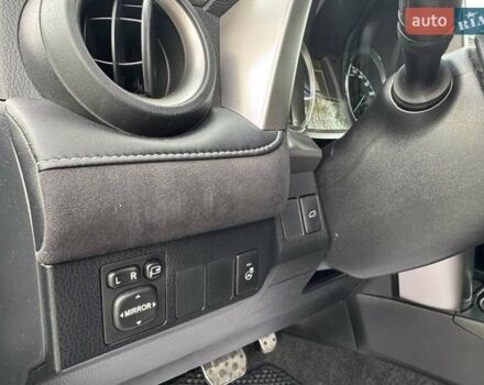 Черный Тойота РАВ 4, объемом двигателя 2.49 л и пробегом 92 тыс. км за 24500 $, фото 10 на Automoto.ua