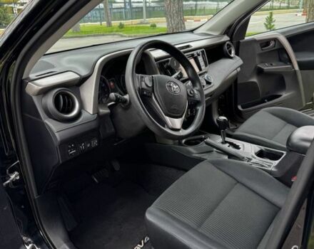 Черный Тойота РАВ 4, объемом двигателя 2.5 л и пробегом 92 тыс. км за 18000 $, фото 4 на Automoto.ua