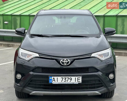 Тойота РАВ 4 2017 в Киеве на Automoto.ua Черный Тойота РАВ 4, объемом двигателя 2.23 л и пробегом 207 тыс. км за 18000 $, фото 4 на Automoto.ua