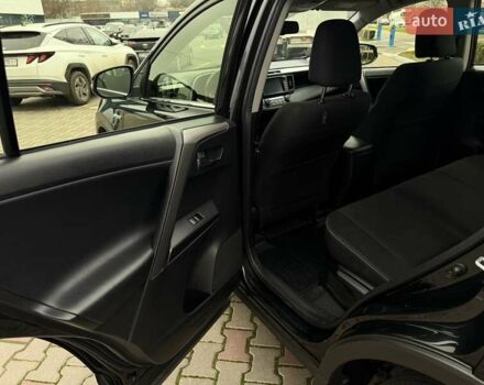 Черный Тойота РАВ 4, объемом двигателя 2.49 л и пробегом 90 тыс. км за 21800 $, фото 11 на Automoto.ua