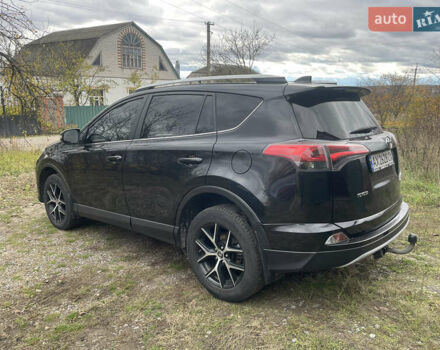 Черный Тойота РАВ 4, объемом двигателя 2.23 л и пробегом 187 тыс. км за 19100 $, фото 7 на Automoto.ua