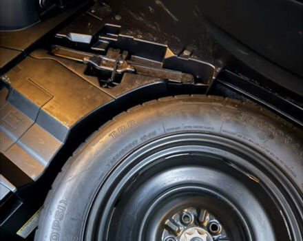 Чорний Тойота РАВ 4, об'ємом двигуна 2.49 л та пробігом 108 тис. км за 24900 $, фото 24 на Automoto.ua