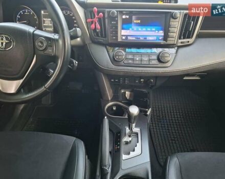 Чорний Тойота РАВ 4, об'ємом двигуна 2 л та пробігом 151 тис. км за 20700 $, фото 9 на Automoto.ua