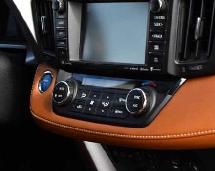 Черный Тойота РАВ 4, объемом двигателя 2.5 л и пробегом 111 тыс. км за 22850 $, фото 13 на Automoto.ua