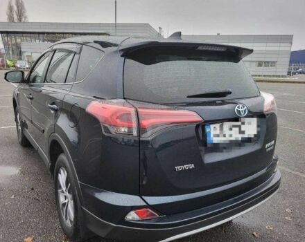 Тойота РАВ 4 2017 в Киеве на Automoto.ua Черный Тойота РАВ 4, объемом двигателя 2.5 л и пробегом 167 тыс. км за 21900 $, фото 10 на Automoto.ua