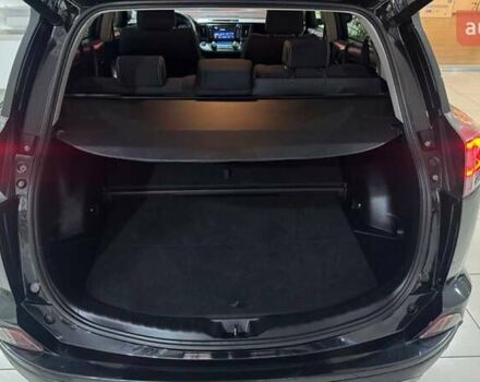 Чорний Тойота РАВ 4, об'ємом двигуна 2.49 л та пробігом 219 тис. км за 21939 $, фото 10 на Automoto.ua