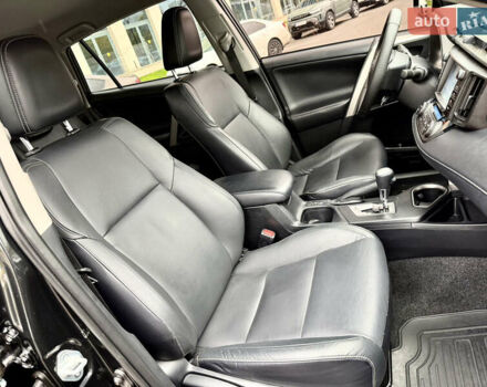 Тойота РАВ 4 2017 в Днепре (Днепропетровске) на Automoto.ua Черный Тойота РАВ 4, объемом двигателя 2.23 л и пробегом 240 тыс. км за 18700 $, фото 56 на Automoto.ua