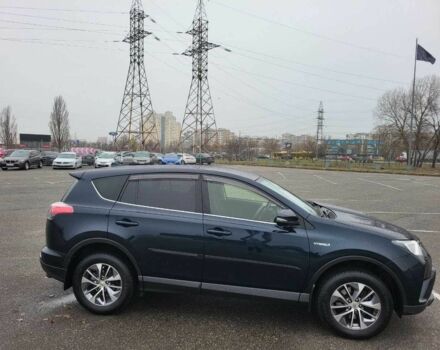 Тойота РАВ 4 2017 в Киеве на Automoto.ua Черный Тойота РАВ 4, объемом двигателя 2.5 л и пробегом 167 тыс. км за 21900 $, фото 15 на Automoto.ua