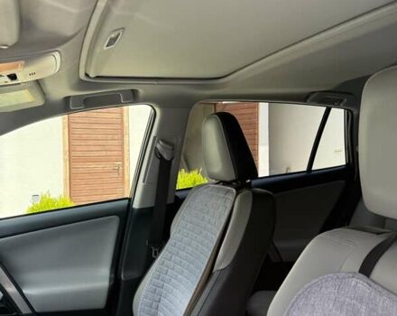 Чорний Тойота РАВ 4, об'ємом двигуна 2.49 л та пробігом 115 тис. км за 24000 $, фото 17 на Automoto.ua