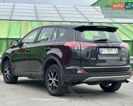 Тойота РАВ 4 2017 в Киеве на Automoto.ua Черный Тойота РАВ 4, объемом двигателя 2.23 л и пробегом 207 тыс. км за 18000 $, фото 10 на Automoto.ua
